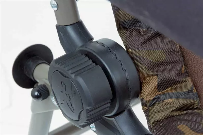 Fox R-Series Camo Chairs - 10 Fox R-Series Camo Chairs - - Image 10