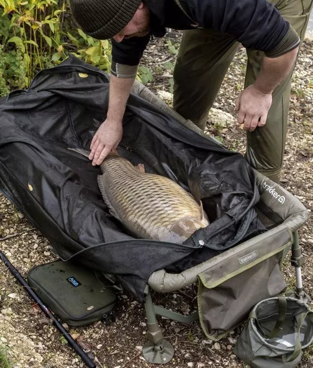 Trakker Sanctuary Cradles - Unhooking mats & cradles 6 Trakker Sanctuary Cradles - Unhooking mats & cradles - Image 6