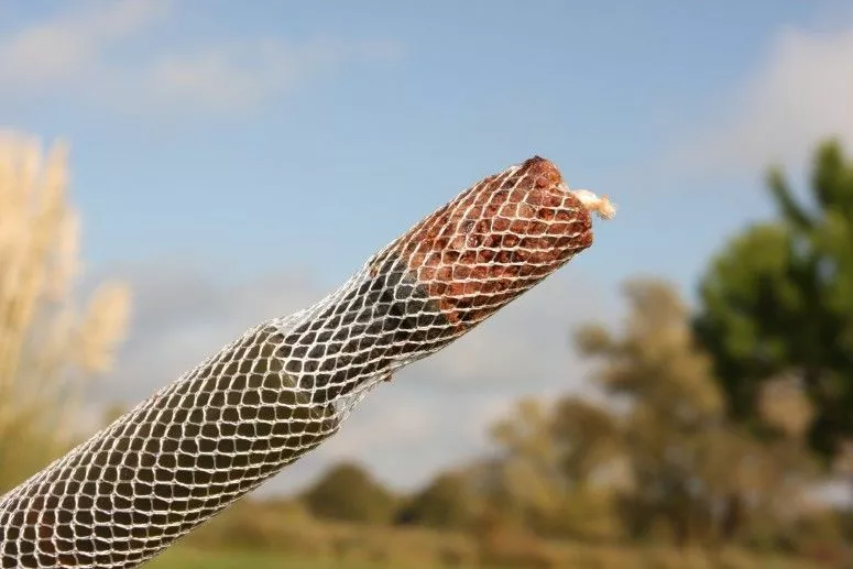 Korda Long Chuck Funnel Web System (7m) - Pva mesh & refills 4 Korda Long Chuck Funnel Web System (7m) - Pva mesh & refills - Image 4