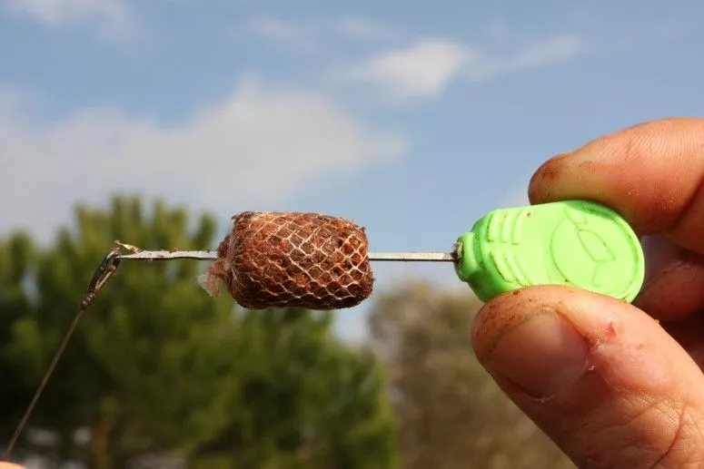 Korda Long Chuck Funnel Web System (7m) - Pva mesh & refills 5 Korda Long Chuck Funnel Web System (7m) - Pva mesh & refills - Image 5