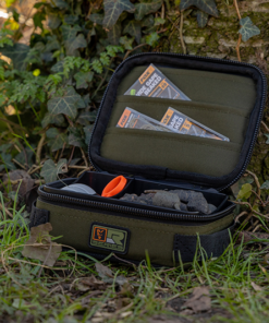 Fox R-Series Compact Rigid Lead & Bits Bag - Accessory bags